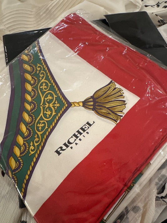 Klútur silki (ónotaður)