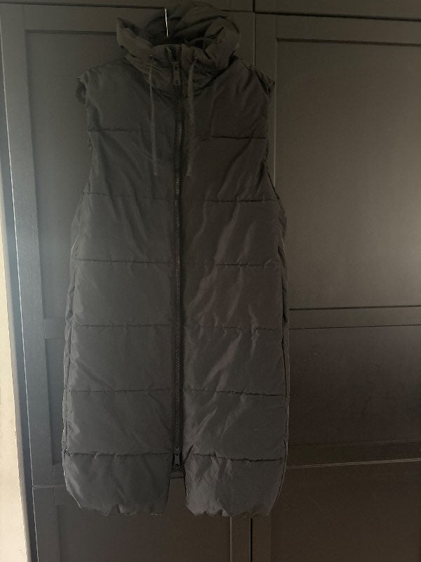 H&M dúnvesti