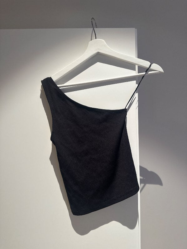 Stradivarius- oneshoulder bolur- svartur