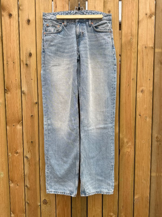 Weekday Arrow Jeans