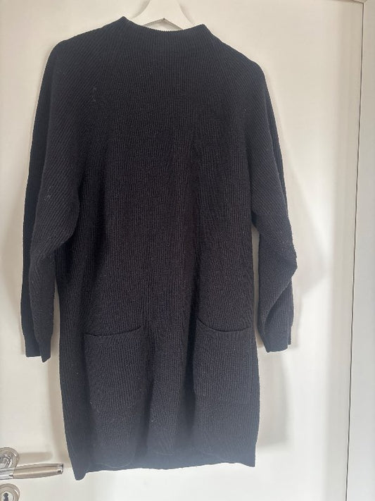 Uniqlo peysukjóll