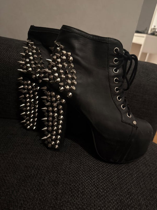 Jeffrey Campbell spike 36