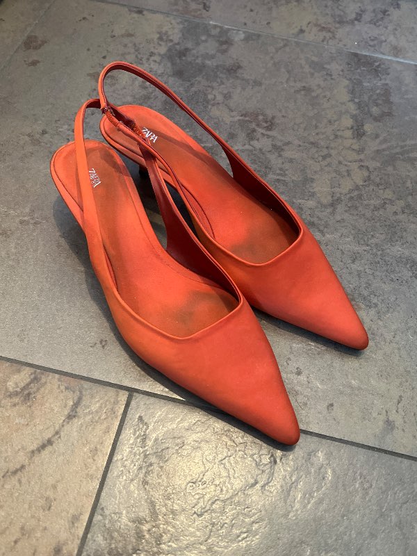 Zara appelsínugulir kitten heel