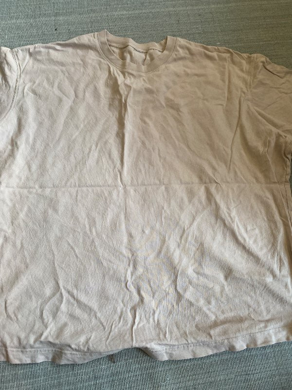 Oversized khaki tshirt