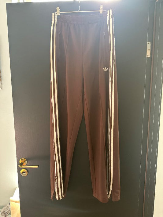 Adidas brúnar og hvítar nýjar