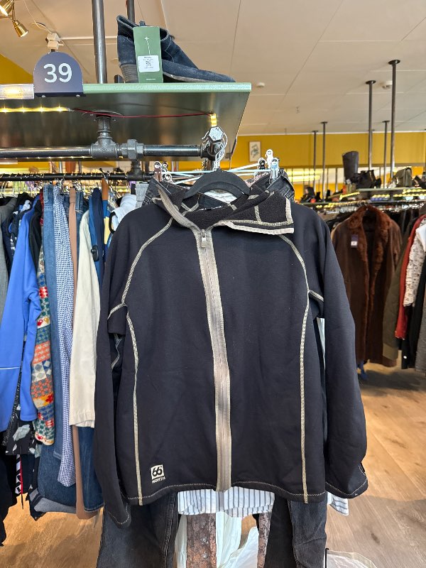 66 norður flíspeysa svært m hettu