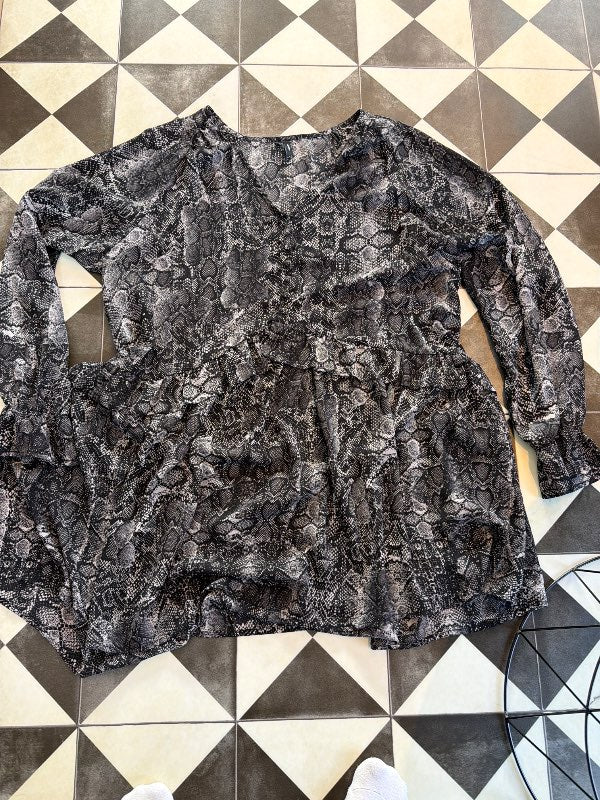 Snake print skyrta vero moda