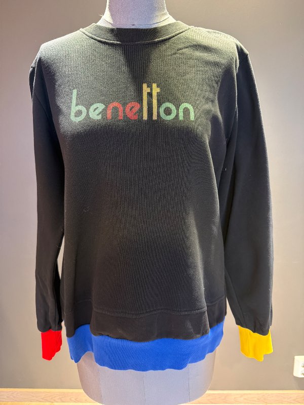 Benetton peysa