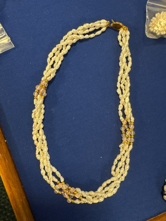 Ferskvatnsperlur og rose quartz