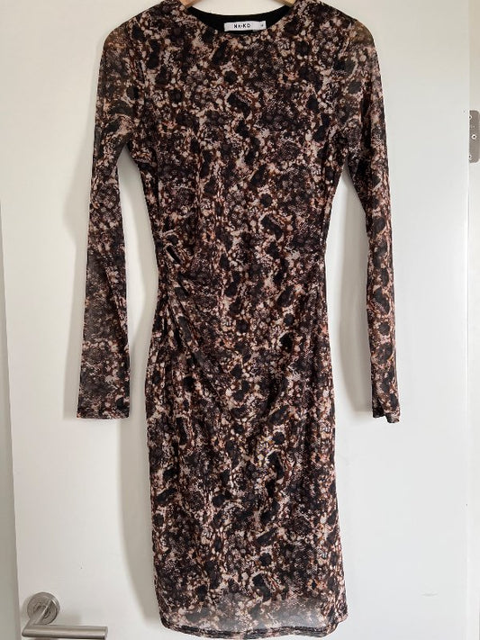 Nakd snakeprint kjóll