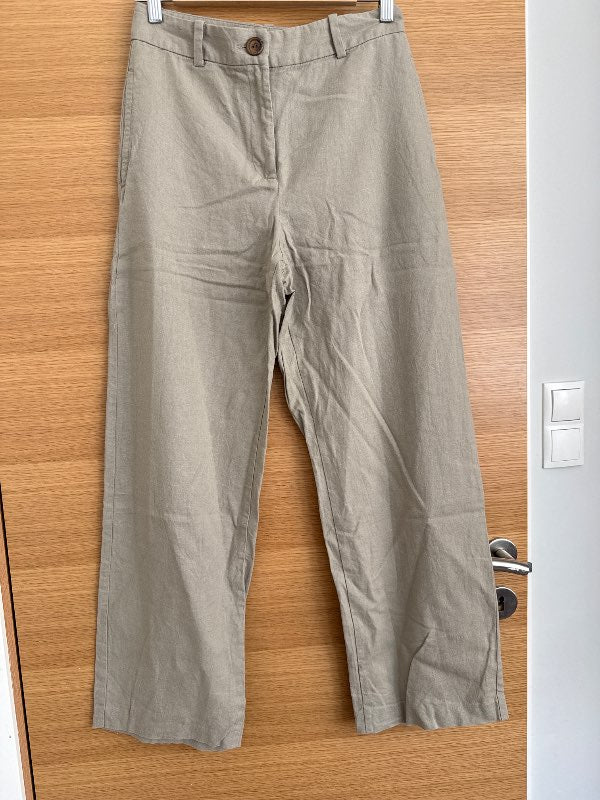 Zara hör buxur