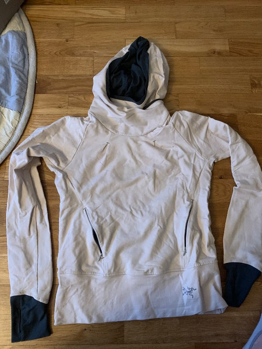 Arc’teryx hoodie