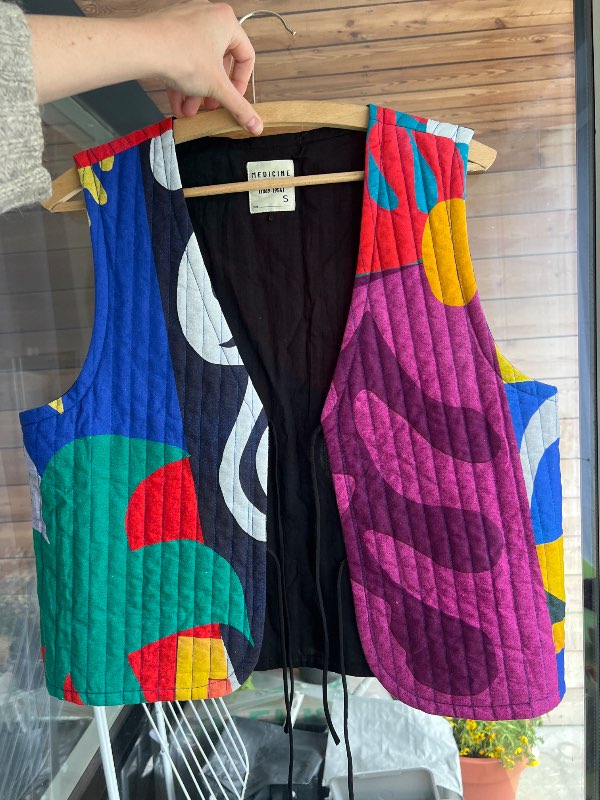 Medicine vest