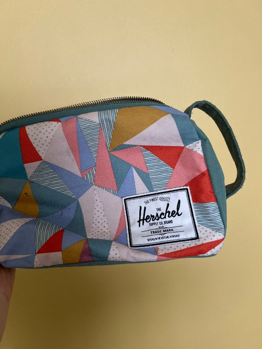 Toiletry bag herschel