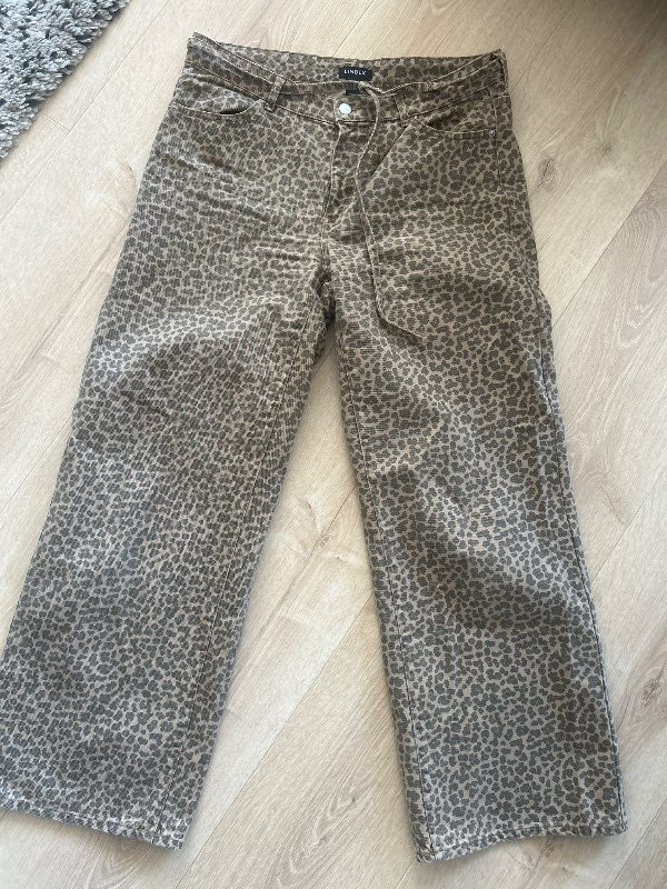 Lindex gallabuxir hlébarðamunstue