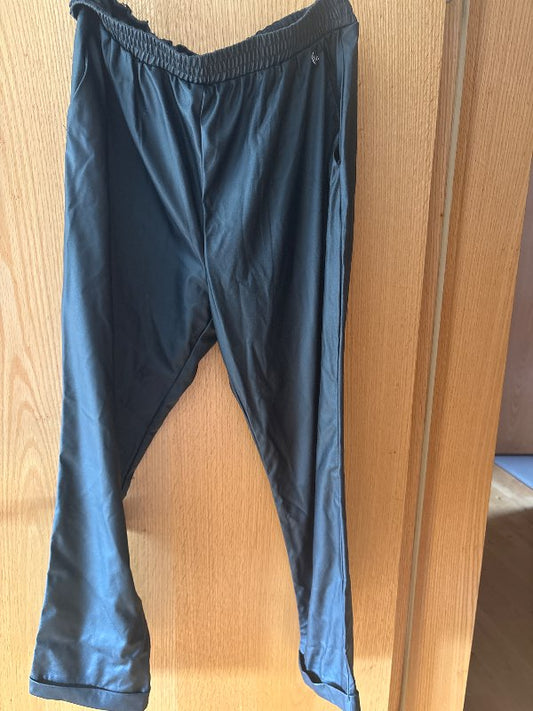 pleather buxur
