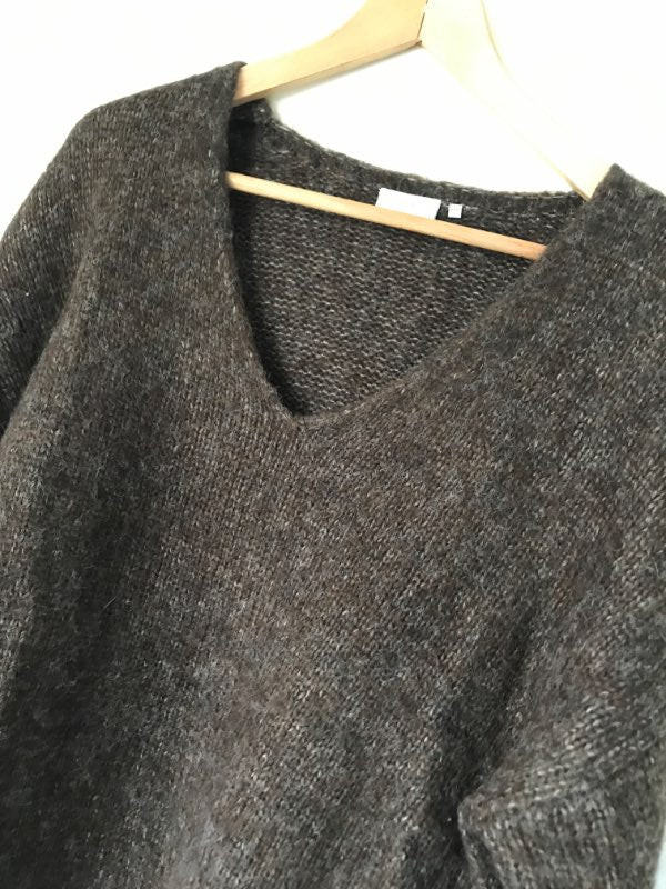 wool vneck brown