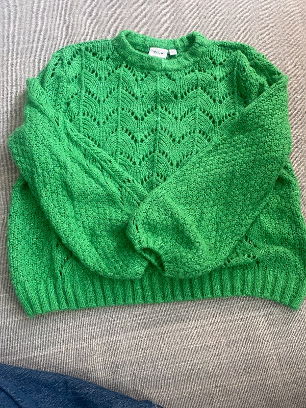 Green sweter