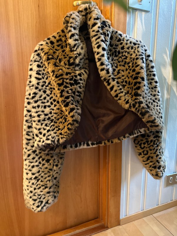 Leopard pels stuttur