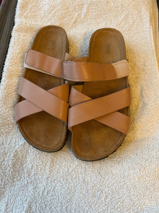 Sandalar asos bleikir