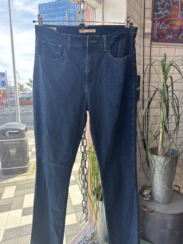 Levi’s gallabuxur