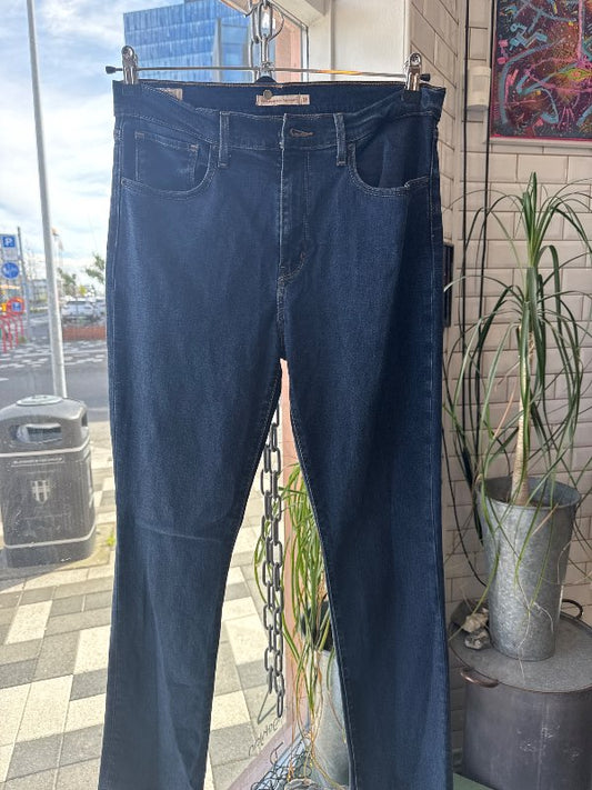 Levi’s gallabuxur