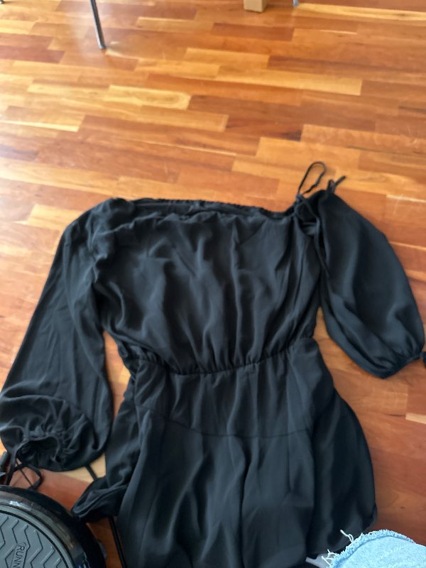 Off the shoulder kjoll