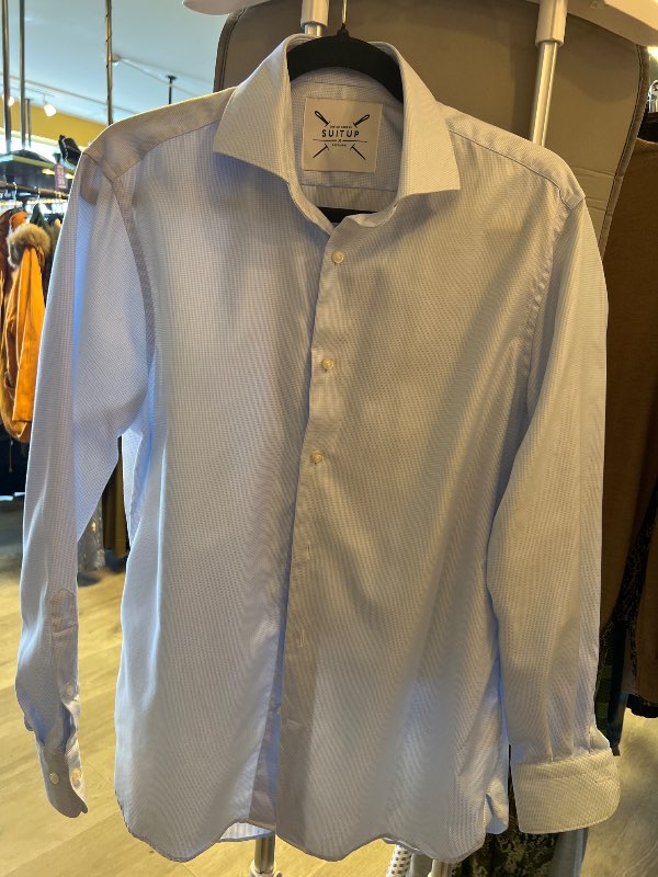 SUITUP skyrta