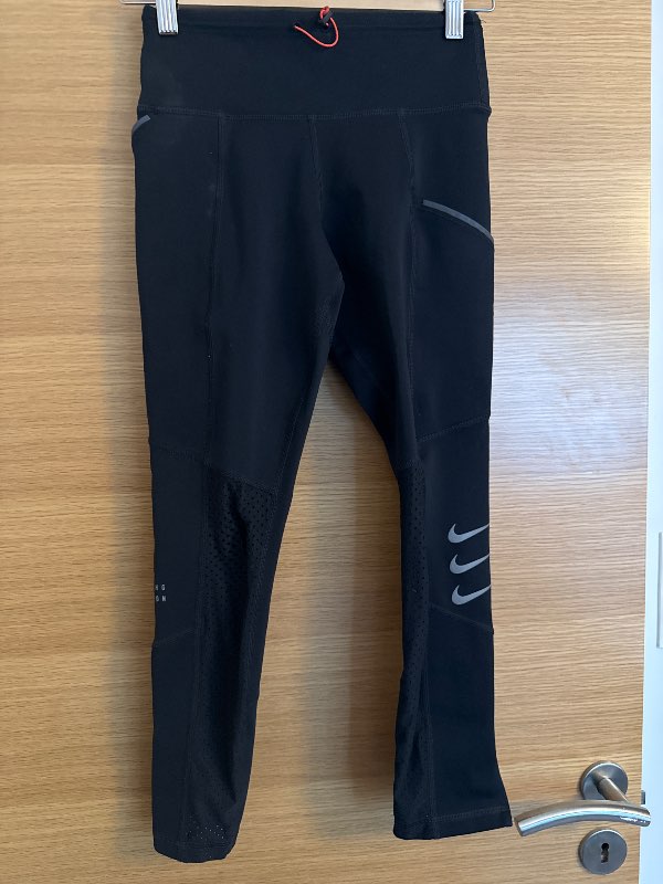 Nike trail dry fit