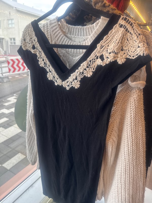 Kjóll með perlum(Topshop)