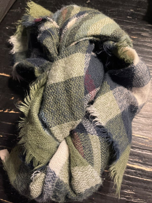 Klútur græn köflóttur