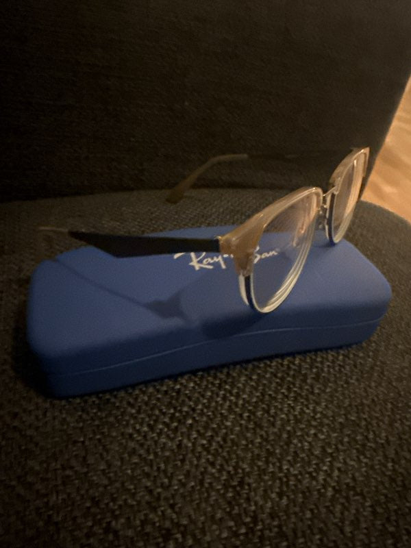 Ray ban umgjörð