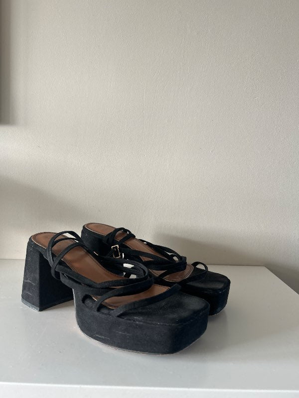 Asos hælskór