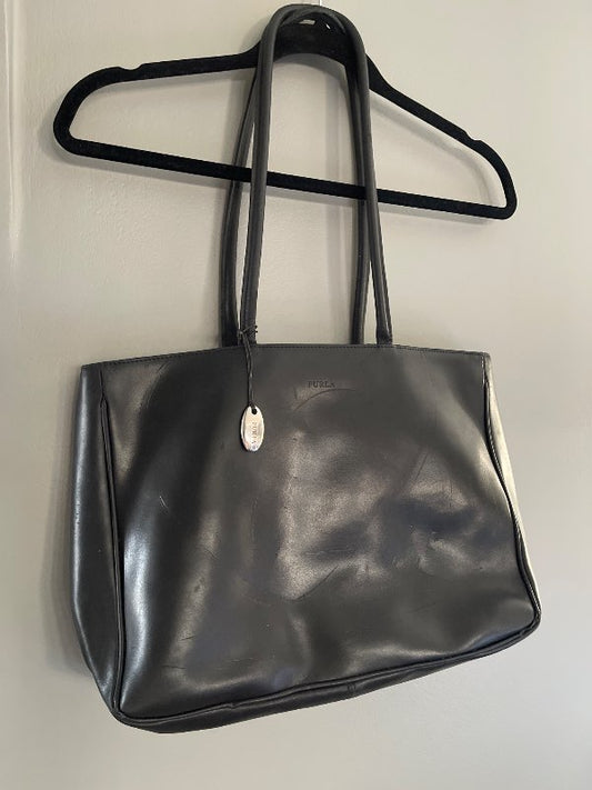 Furla axlataska tote