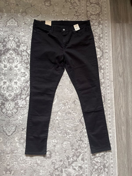 Levis nýjar 311