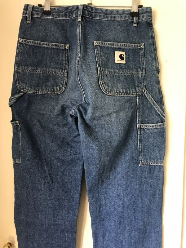 carhartt carpenter female