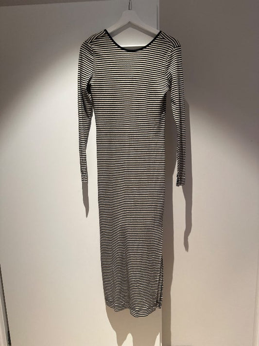 H&M- röndóttur síður kjóll