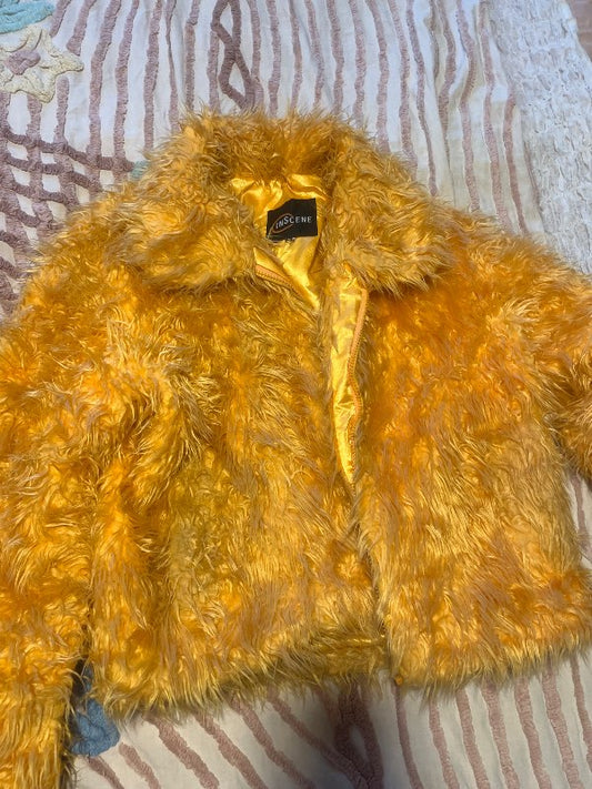 Inscene vtg pels