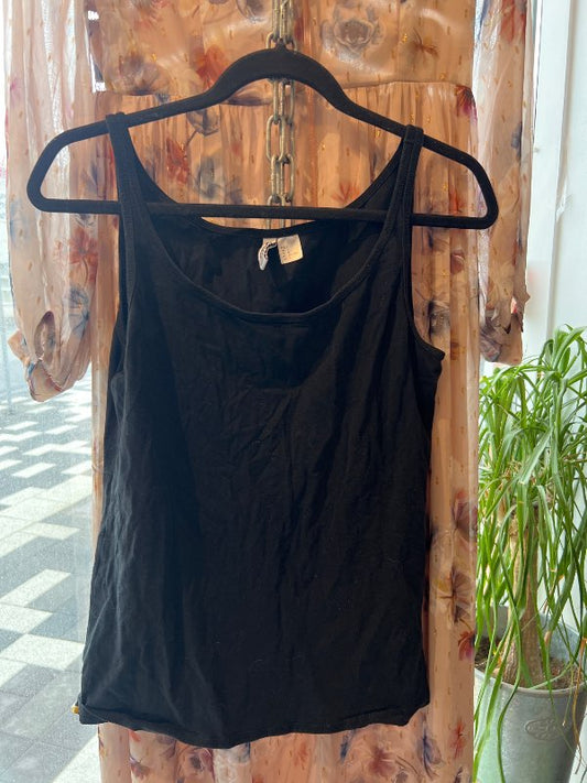 H&M black tank