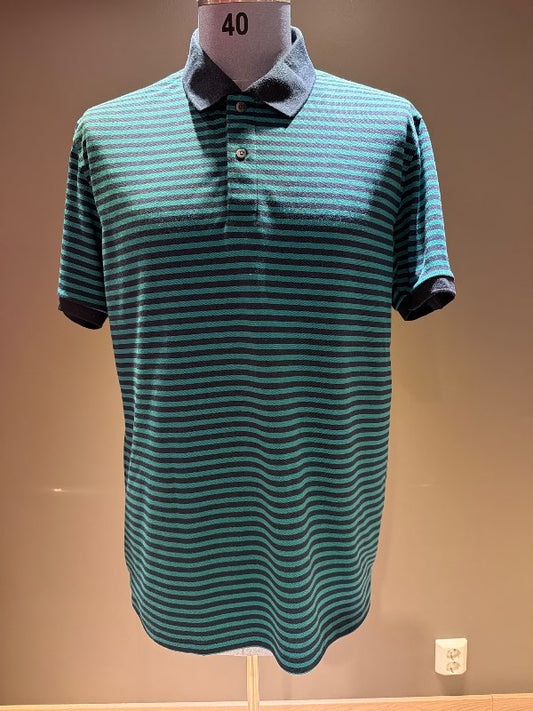 Uniqlo grænrôndóttur bolur