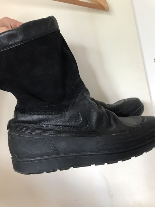 Nike boots