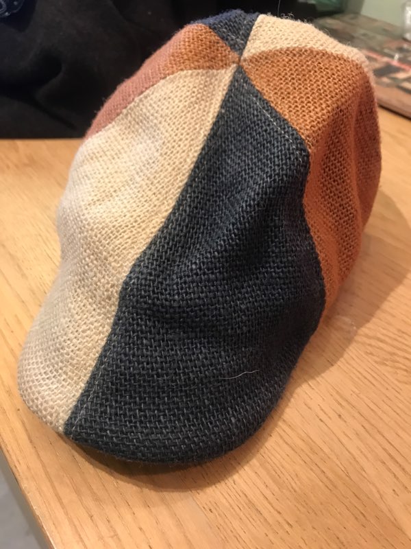 hör sixp.