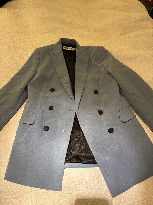 Zara jakka ljósblár