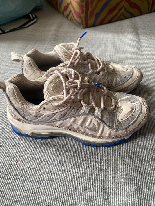 Nike air