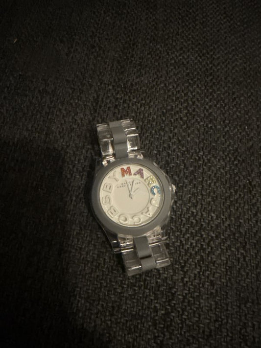 Marc Jacobs úr
