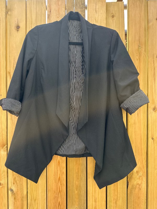 Svartur jakki - sérsaumaður/custom made