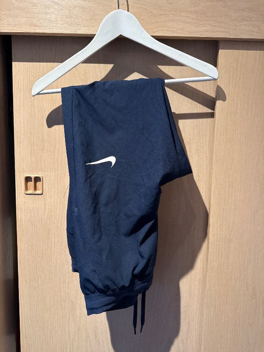 Nike dökkbláar buxur kk