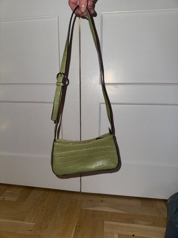 Græn crocodiletaska