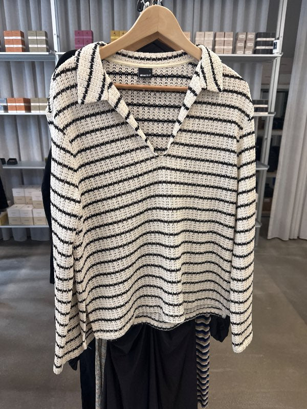 Gina tricot röndott peysa