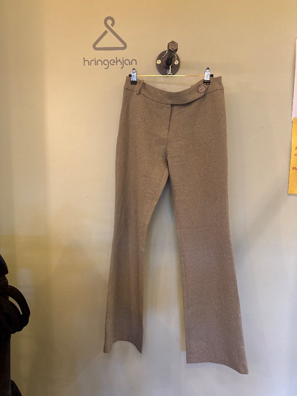 Buxur suit